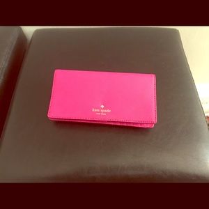 Kate spade crossbody iphone folio case